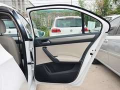 2013款 1.6L 自动 舒适版