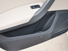 2013款 1.6L 自动 舒适版
