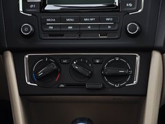 2013款 1.6L 自动 舒适版
