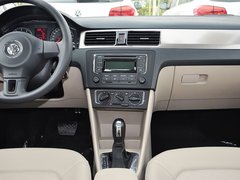 2013款 1.6L 自动 舒适版