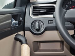 2013款 1.6L 自动 舒适版