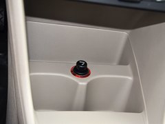 2013款 1.6L 自动 舒适版