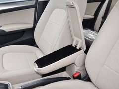 2013款 1.6L 自动 舒适版