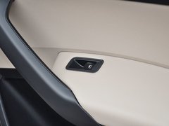 2013款 1.6L 自动 舒适版