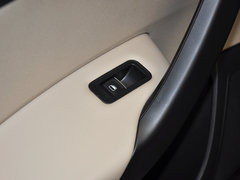 2013款 1.6L 手动 豪华版