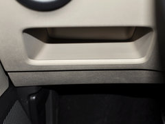 2013款 1.6L 手动 豪华版