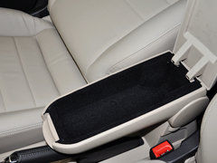 2013款 1.6L 手动 豪华版