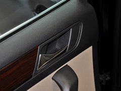2013款 1.6L 手动 豪华版