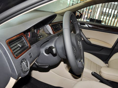 2013款 1.6L 手动 豪华版