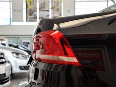2013款 1.6L 手动 豪华版
