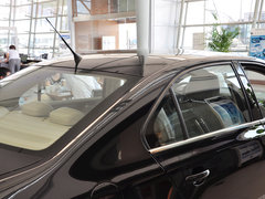 2013款 1.6L 手动 豪华版