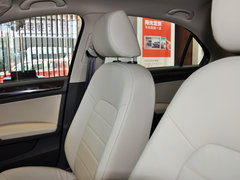 2013款 1.6L 手动 豪华版