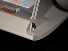 2013款 1.6L 手动 豪华版