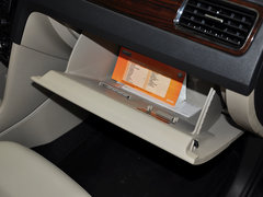 2013款 1.6L 手动 豪华版
