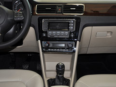2013款 1.6L 手动 豪华版