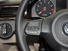 2013款 1.6L 手动 豪华版