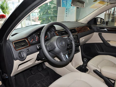 2013款 1.6L 手动 豪华版