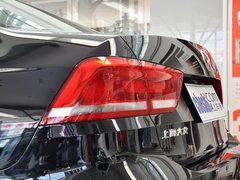 2013款 1.6L 手动 豪华版