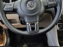 2013款 1.6L 自动 豪华版