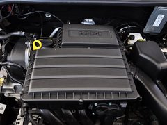 2013款 1.6L 自动 豪华版