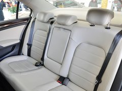 2013款 1.6L 自动 豪华版