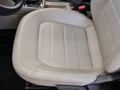 2013款 1.6L 自动 豪华版