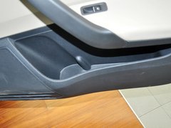 2013款 1.6L 自动 豪华版