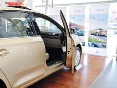 2013款 1.6L 自动 豪华版