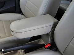 2013款 1.6L 自动 豪华版