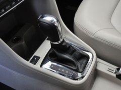 2013款 1.6L 自动 豪华版