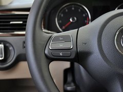 2013款 1.6L 自动 豪华版