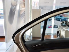 2013款 1.6L 自动 豪华版