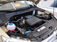 2013款 1.6L 自动 豪华版