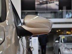 2013款 1.6L 自动 豪华版