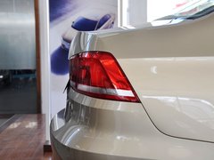 2013款 1.6L 自动 豪华版