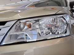 2013款 1.6L 自动 豪华版