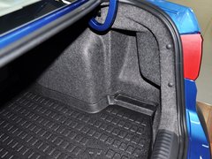 2013款 1.6L 自动 豪华版
