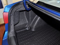 2013款 1.6L 自动 豪华版