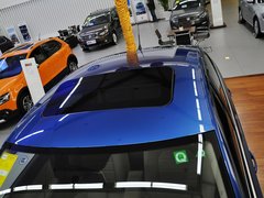 2013款 1.6L 自动 豪华版