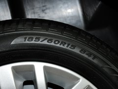 2013款 1.6L 自动 豪华版