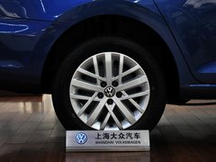 2013款 1.6L 自动 豪华版