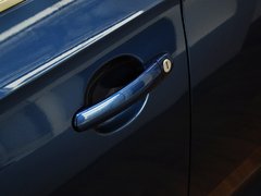 2013款 1.6L 自动 豪华版