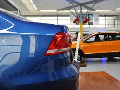 2013款 1.6L 自动 豪华版