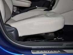 2013款 1.6L 自动 豪华版