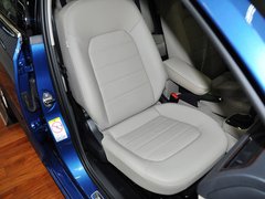 2013款 1.6L 自动 豪华版