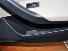 2013款 1.6L 自动 豪华版