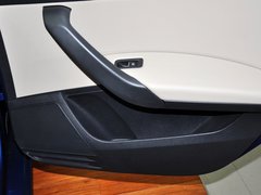2013款 1.6L 自动 豪华版
