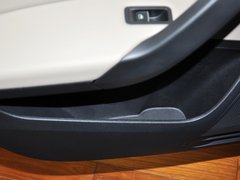 2013款 1.6L 自动 豪华版