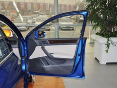 2013款 1.6L 自动 豪华版
