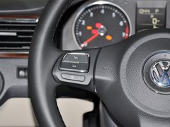 2013款 1.6L 自动 豪华版